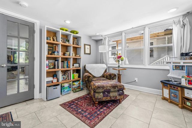 1210 NOVA AVE, Capitol Heights, MD 20743