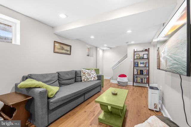 1210 NOVA AVE, Capitol Heights, MD 20743