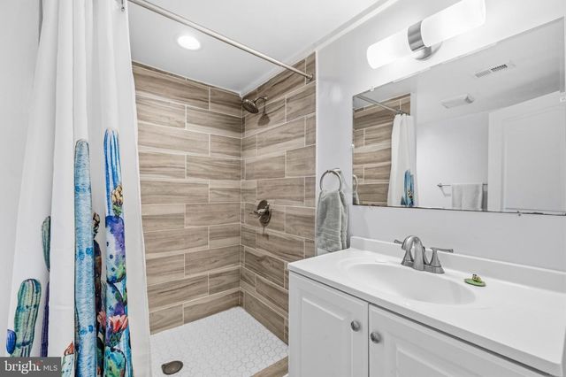 1210 NOVA AVE, Capitol Heights, MD 20743