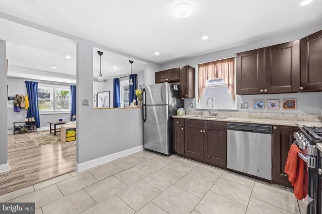 1210 NOVA AVE, Capitol Heights, MD 20743