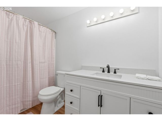 3062 GLENDALE Ave Ne, Salem, OR 97301