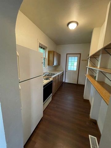 716 Niagara Street, Eau Claire, WI 54703