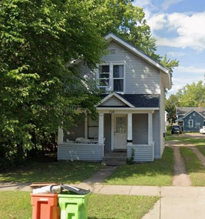 716 Niagara Street, Eau Claire, WI 54703