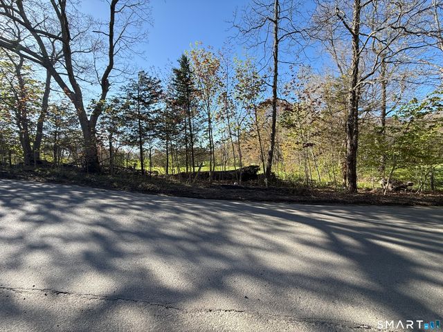 94 Quail Run Road, Woodbury, CT 06798