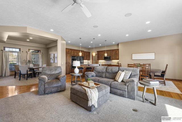 3821 S HWS Cleveland Boulevard, Omaha, NE 68130