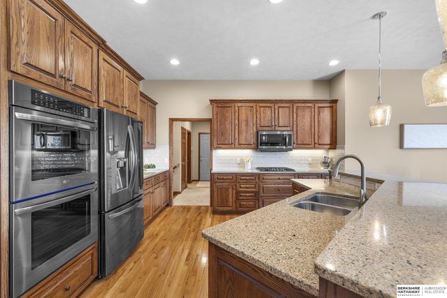 3821 S HWS Cleveland Boulevard, Omaha, NE 68130