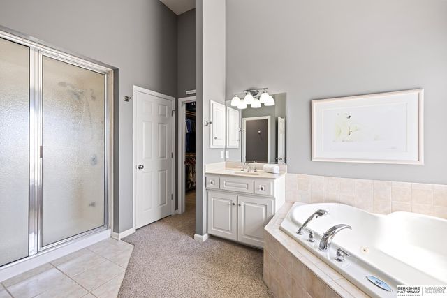 3821 S HWS Cleveland Boulevard, Omaha, NE 68130