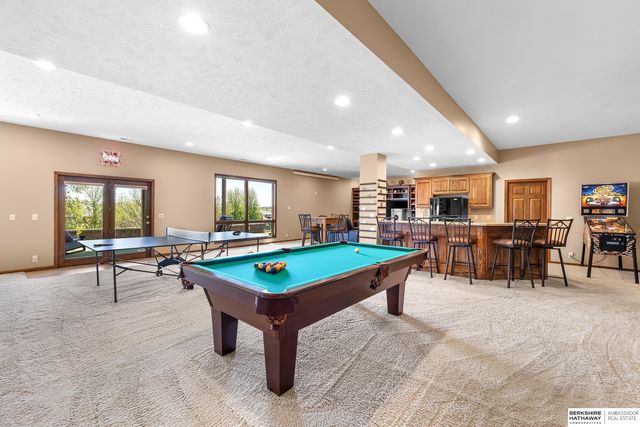 3821 S HWS Cleveland Boulevard, Omaha, NE 68130