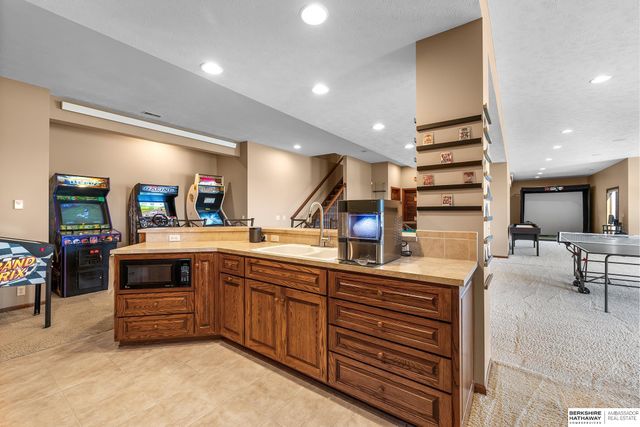 3821 S HWS Cleveland Boulevard, Omaha, NE 68130