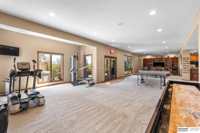 3821 S HWS Cleveland Boulevard, Omaha, NE 68130