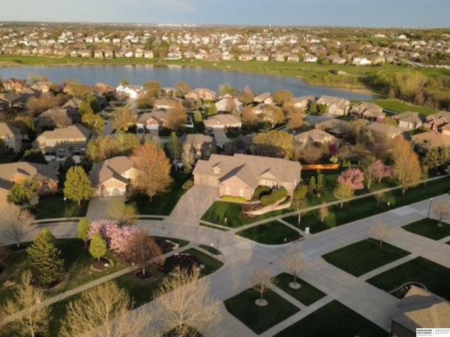 3821 S HWS Cleveland Boulevard, Omaha, NE 68130