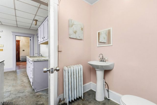 77 Baker Ave, Dover Town, NJ 07801