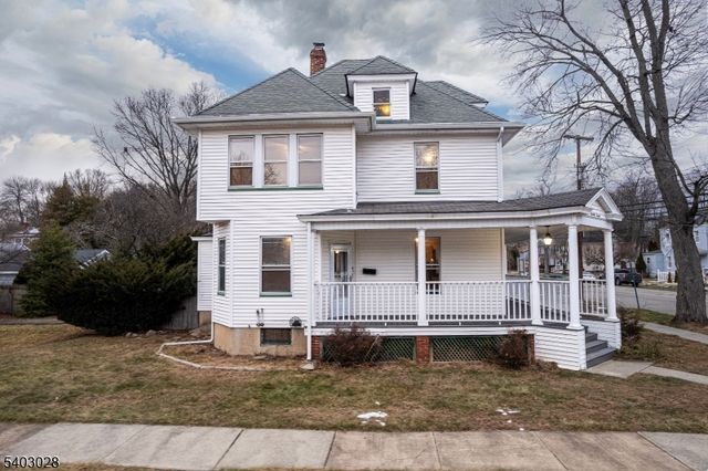 77 Baker Ave, Dover Town, NJ 07801