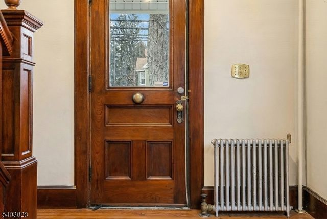 77 Baker Ave, Dover Town, NJ 07801