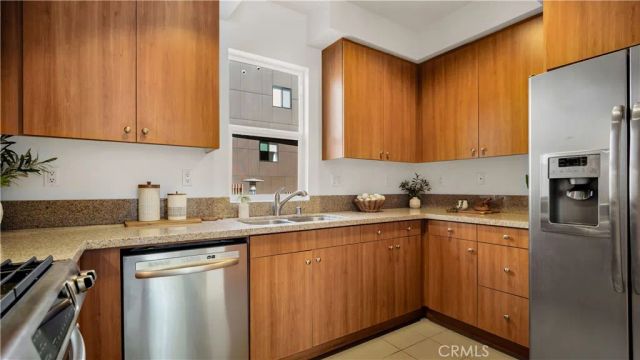 247 E Jeanette, Santa Ana, CA 92705