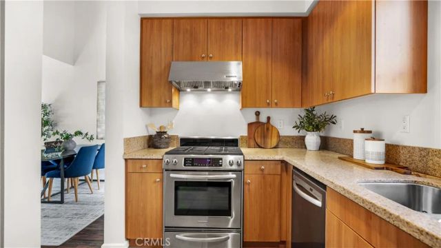 247 E Jeanette, Santa Ana, CA 92705