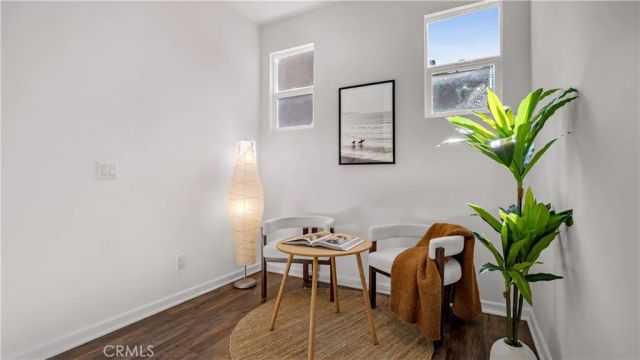 247 E Jeanette, Santa Ana, CA 92705