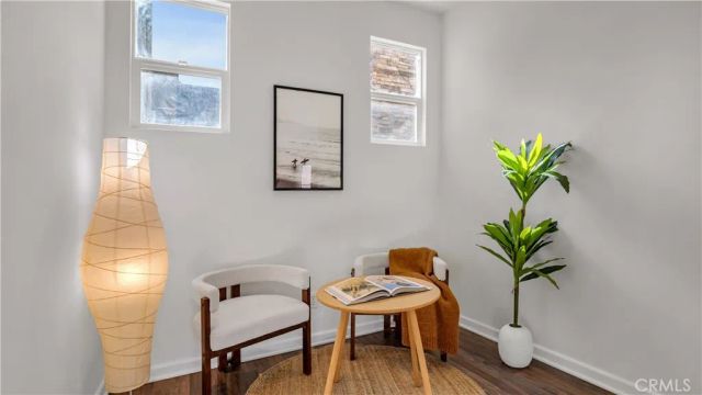 247 E Jeanette, Santa Ana, CA 92705