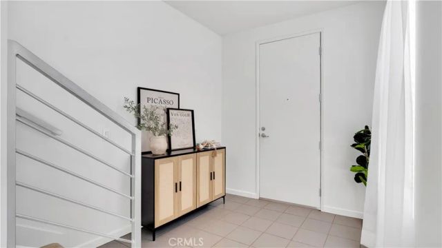 247 E Jeanette, Santa Ana, CA 92705
