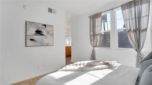 247 E Jeanette, Santa Ana, CA 92705