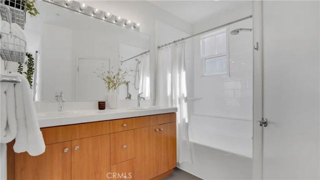 247 E Jeanette, Santa Ana, CA 92705