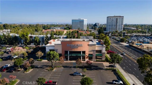 247 E Jeanette, Santa Ana, CA 92705