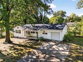 6128 Ralston Avenue, Raytown, MO 64133