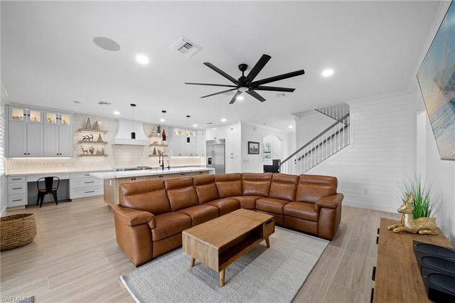 19222 Zephyr Lily CT, Estero, FL 33928