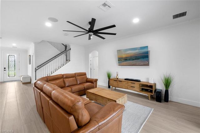 19222 Zephyr Lily CT, Estero, FL 33928