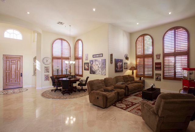 79702 Mission Drive E, La Quinta, CA 92253