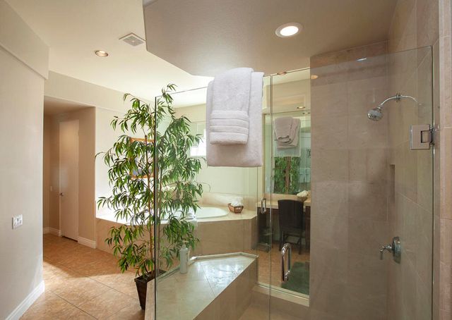 79702 Mission Drive E, La Quinta, CA 92253