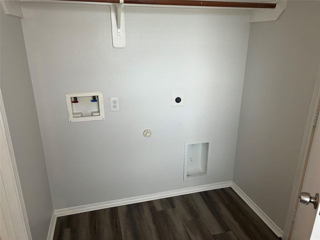 1907 Cold River Drive, Humble, TX 77396