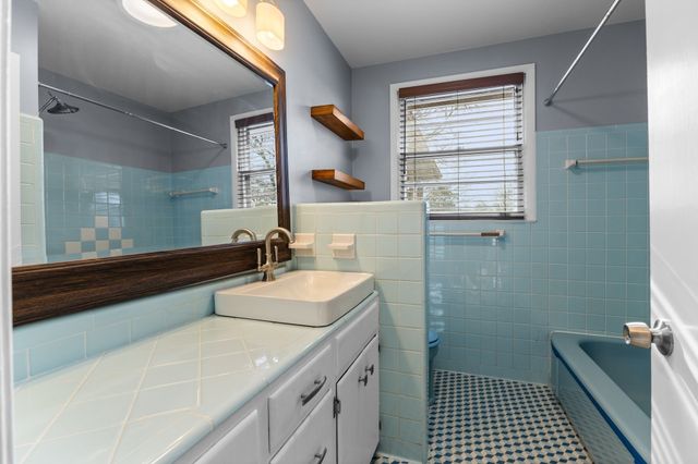 6411 Ranchero Dr, Nashville, TN 37209