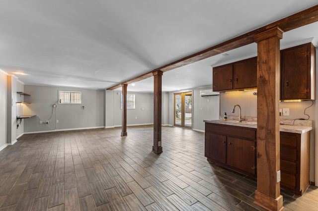 6411 Ranchero Dr, Nashville, TN 37209