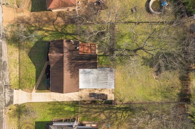 6411 Ranchero Dr, Nashville, TN 37209