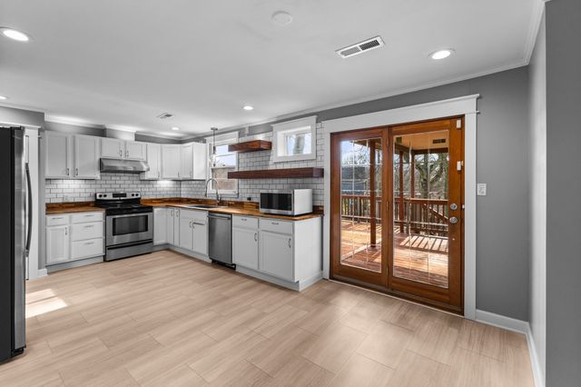 6411 Ranchero Dr, Nashville, TN 37209