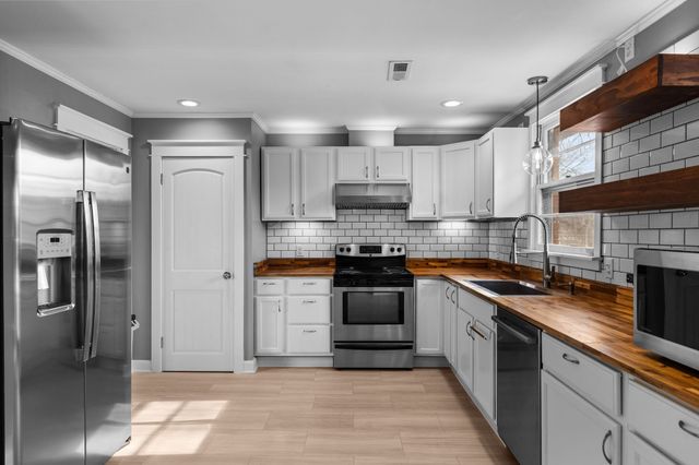 6411 Ranchero Dr, Nashville, TN 37209