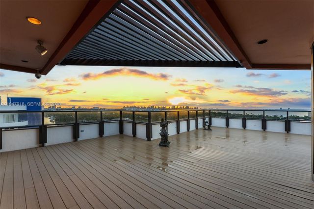 5225 Collins Ave PH8, Miami Beach, FL 33140