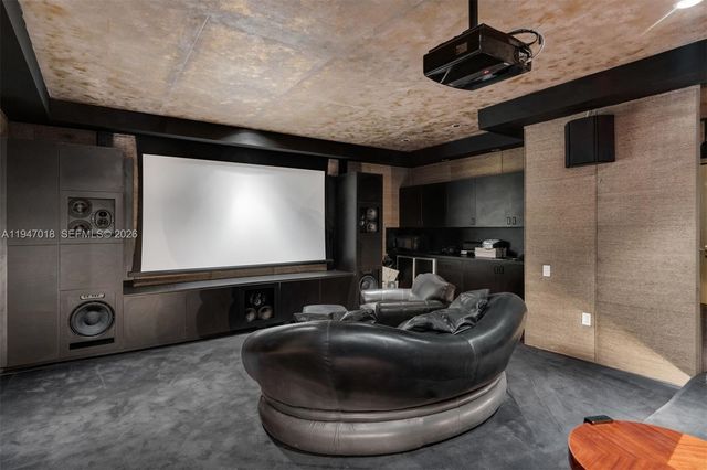 5225 Collins Ave PH8, Miami Beach, FL 33140