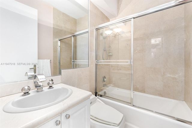 5225 Collins Ave PH8, Miami Beach, FL 33140