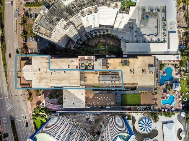 5225 Collins Ave PH8, Miami Beach, FL 33140