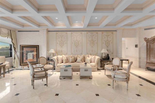 5225 Collins Ave PH8, Miami Beach, FL 33140