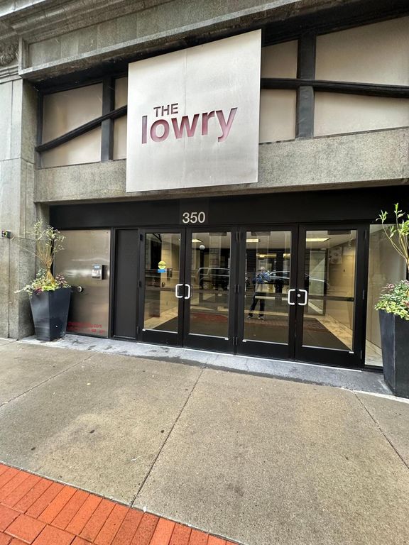 350 Saint Peter Street 405, Saint Paul, MN 55102