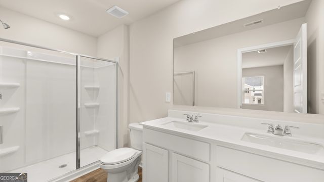 208 Kenmore Circle, Perry, GA 31069