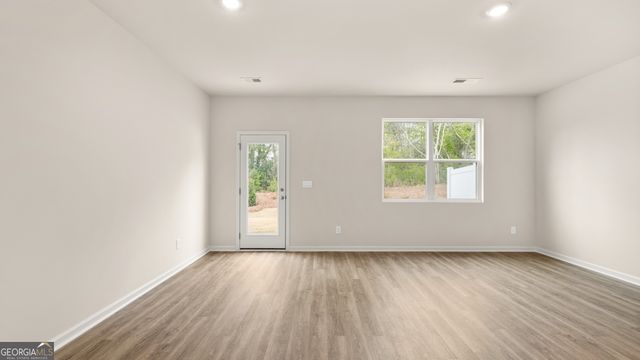 208 Kenmore Circle, Perry, GA 31069
