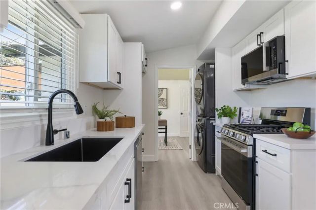 2037 W Arbor, Orange, CA 92868