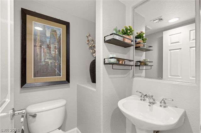 8884 Bonneville Peak Court, Las Vegas, NV 89148