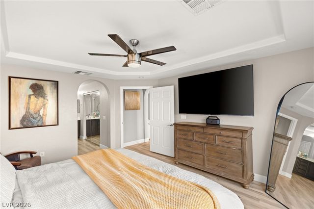 8884 Bonneville Peak Court, Las Vegas, NV 89148