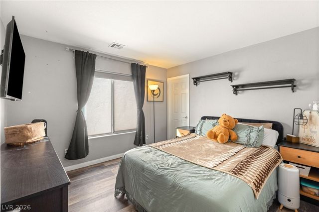 8884 Bonneville Peak Court, Las Vegas, NV 89148