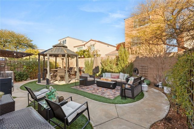 8884 Bonneville Peak Court, Las Vegas, NV 89148